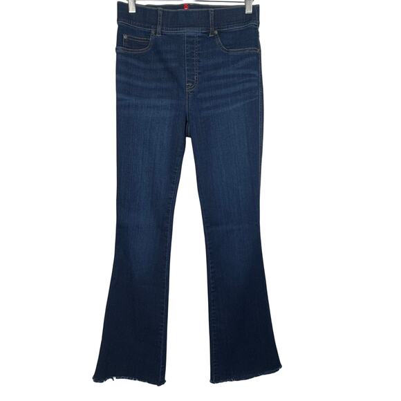 Spanx Flare Pull On Elastic Waist Jeans Dark Wash Size Small or 28x32" *Raw Hem - Picture 1 of 8